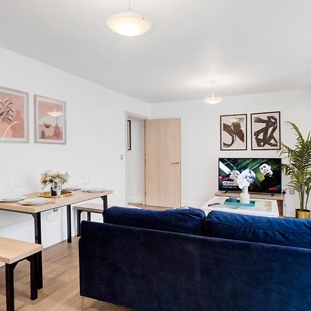 Ultra Stylish 2 Bedroom Apt Centrally Located Бірмінгем Екстер'єр фото