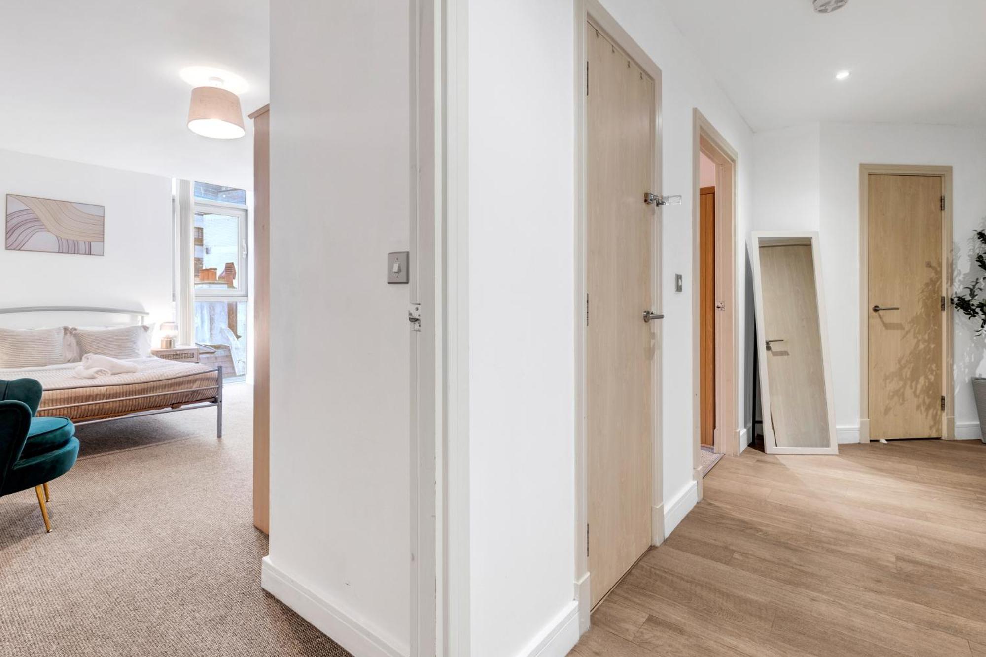 Ultra Stylish 2 Bedroom Apt Centrally Located Бірмінгем Екстер'єр фото