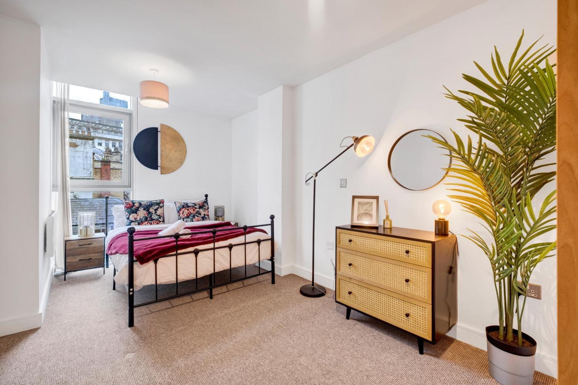 Ultra Stylish 2 Bedroom Apt Centrally Located Бірмінгем Екстер'єр фото